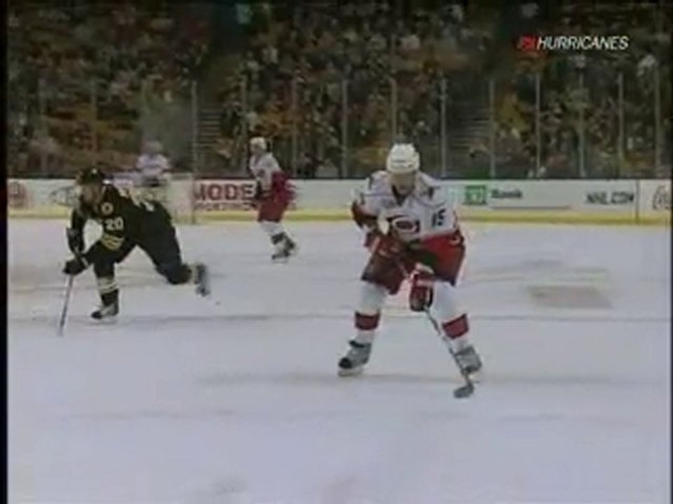 Hurricanes - Bruins Highlights (11/26/10)