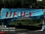 Rechazan visita de Alvaro Uribe a Panamá