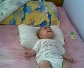 M BARIŞ BİSİKLET SÜRERKEN