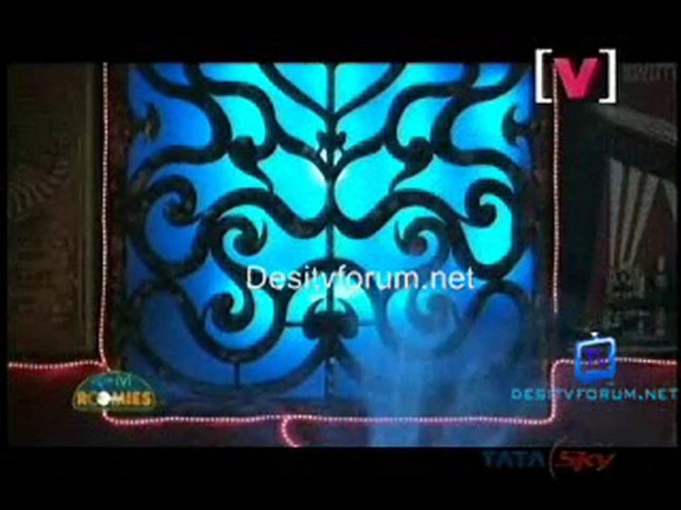 [V] Roomies - 27th November 2010  Part6