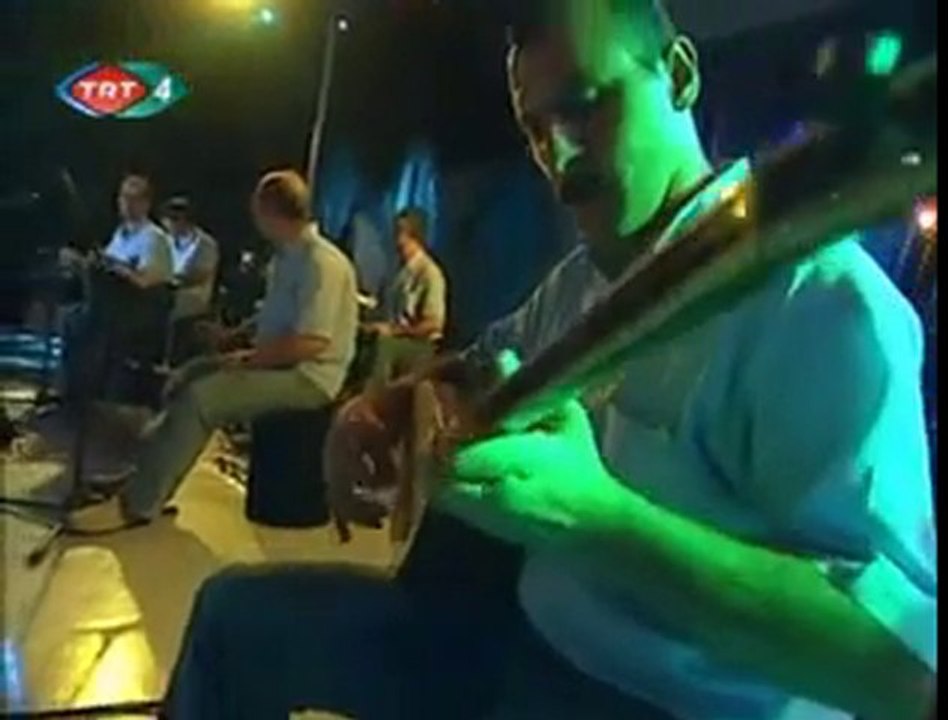 Evlerinde Bir İpekten Hali Var www.tesetturforum.biz