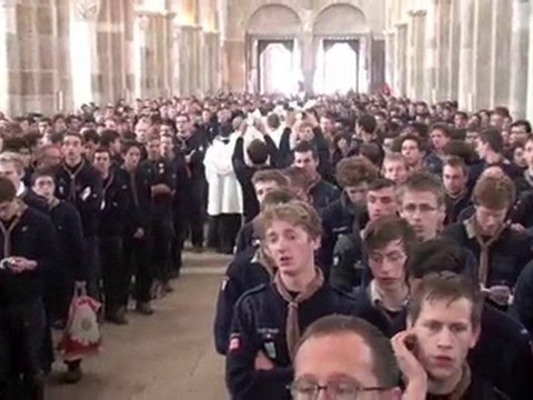 Vézelay 2010 Routiers Scouts Vierge des Chemins de France