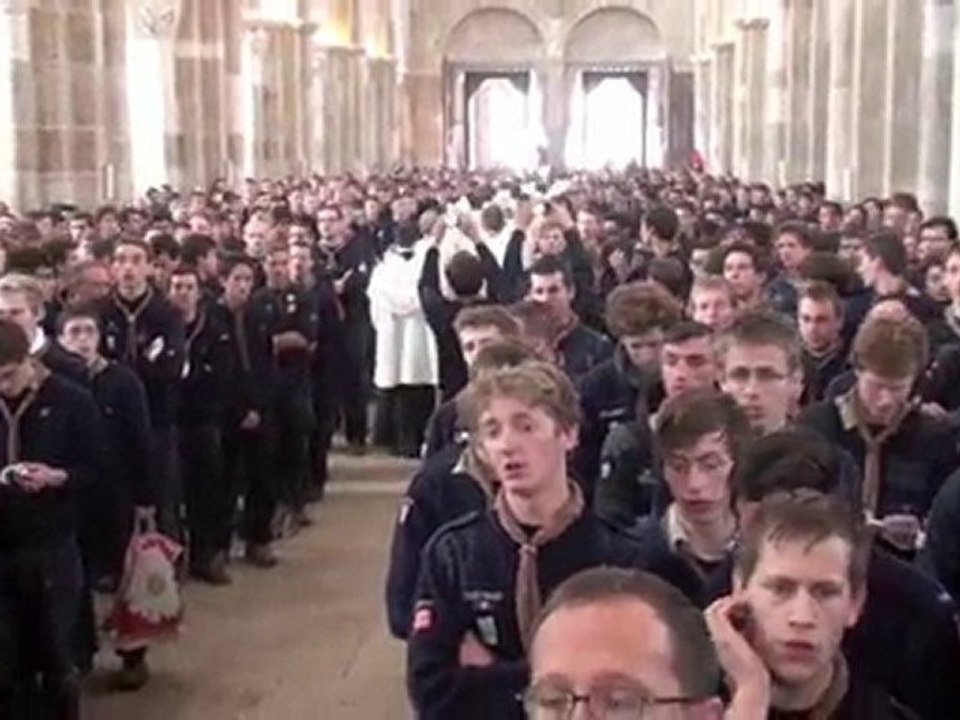 Vézelay 2010 Routiers Scouts Vierge des Chemins de France