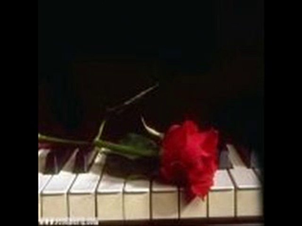 AŞK HER ŞEYE DEGER