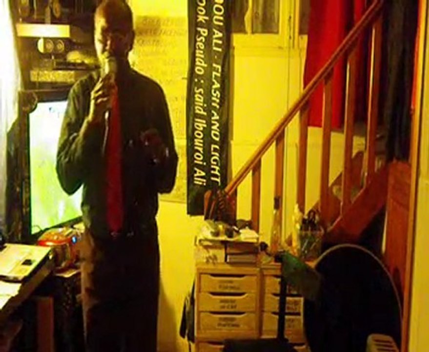 video dedicassed'Alessandro Amico pr sa copine EMELIE