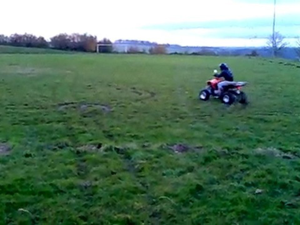un pote avec le quad a Alpha_77