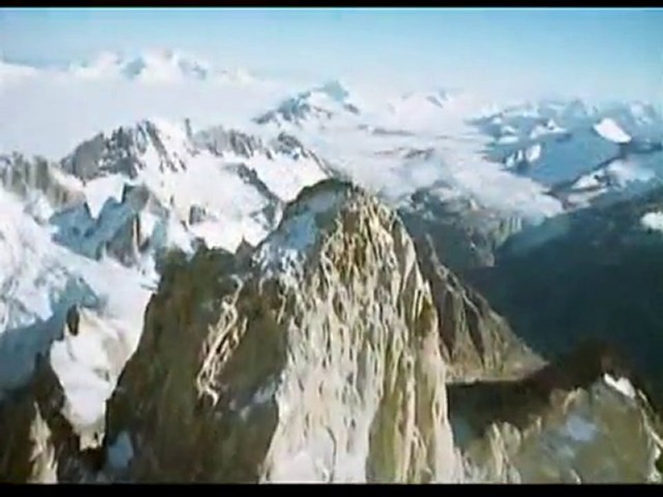 EL CONDOR PASA