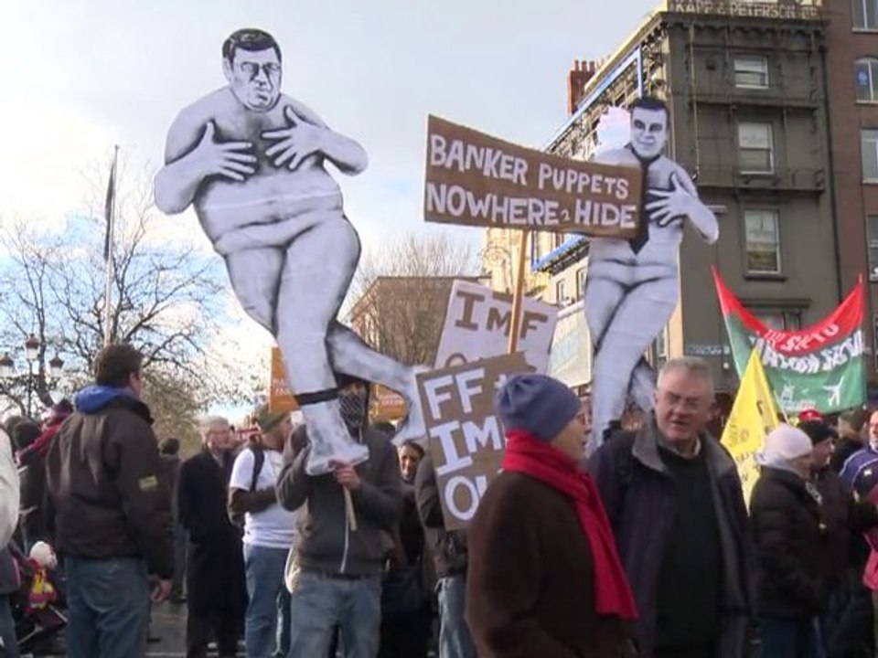 Irish in mass protest against cuts to seal bailout