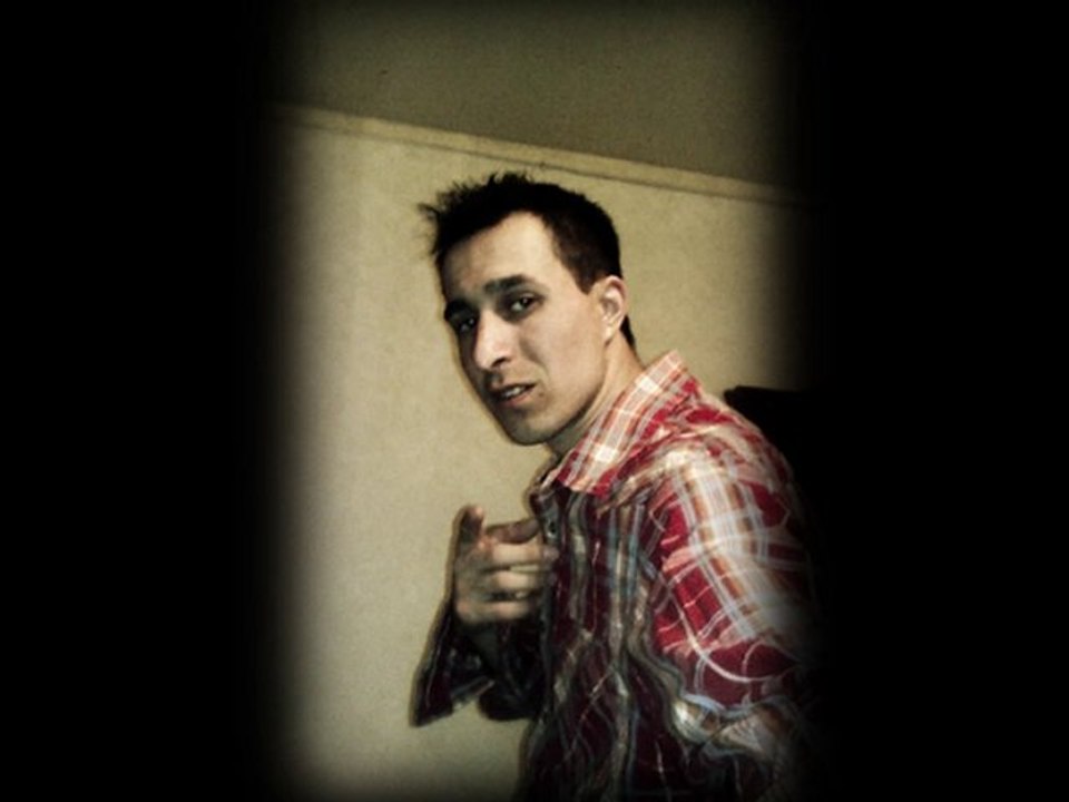 Mc_guni betdua senin isin_uzaktir_benim icin 2010