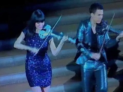 Electric Violinists Linzi Stoppard & Ben Lee Live in Philly