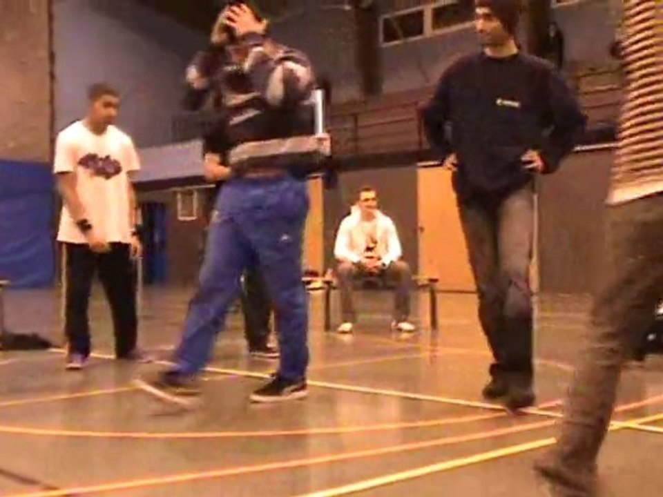 Mad Boyz Vs Section Est VS 9z crew