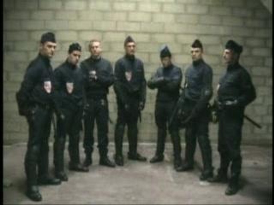 Kourtrajme-Funky C R S