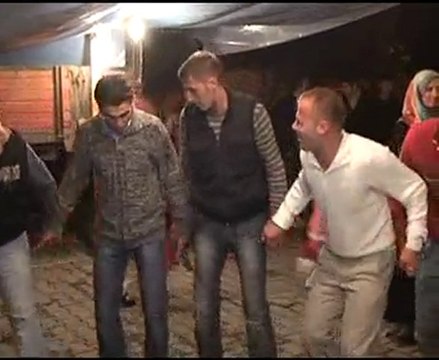 Ayşe ve Bahrinin Düğünü, Karadeniz Havaları