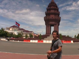 Viaje a Camboya 56 - Monumento a la independencia de Camboya