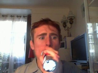 Wiwi égratigne "la romance"