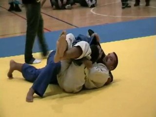 CBJJE Europe Modena 2010-Toni Favier vs Adriano Souza