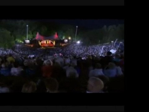 Tres superestrellas en Berlin: Domingo, Netrebko, Villazón - subtítulos