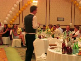 Угадай что находится в правой руке