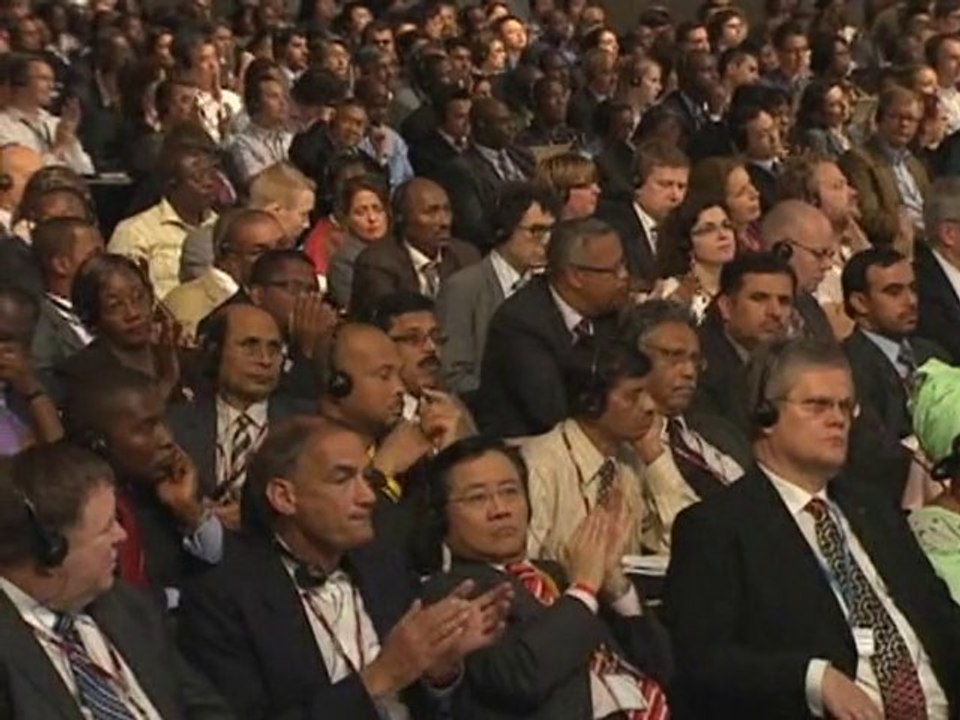 Cancun climate talks open seeking 'common purpose'