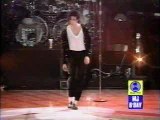 Michael Jackson - MOONWALK AMAZIN LIVE