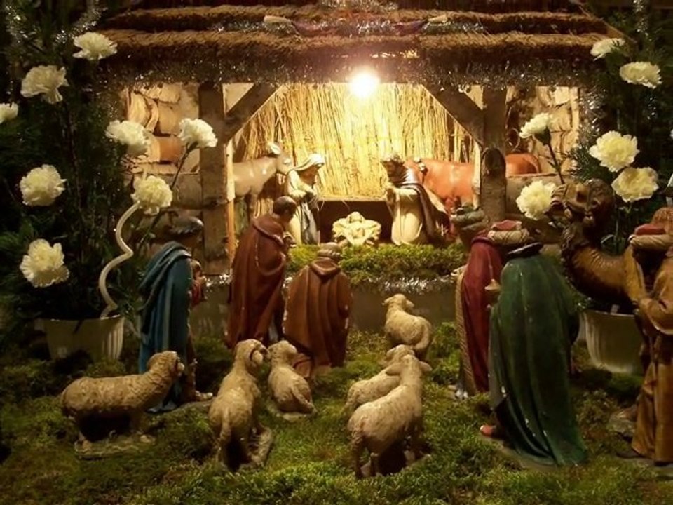 TINO ROSSI CHANTE NOEL EN PROVENCE