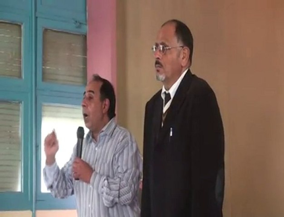 ذ . عزوز زريبة في محاضرة توعوية  حول المسيرة الخضراء 1