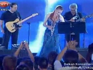 Candan Erçetin £££ YÜKSEK YÜKSEK TEPELERE