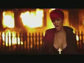 Rihanna ft Eminem ~ Love the way you lie