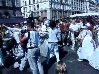 Lavage de la madeleine 2010 - Lavagem da Madalena em Paris