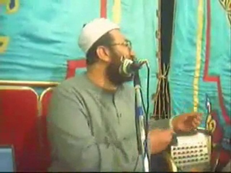 شيخ  مصري مقطع كوميدي الجبنه الدنيماركيه