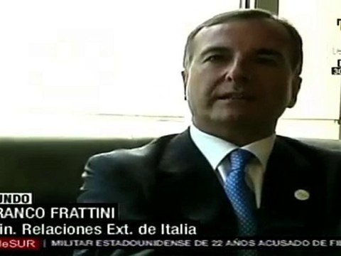 Berlusconi desestima filtraciones de Wikileaks