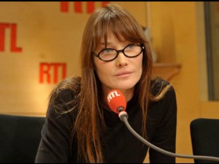 Carla Bruni-Sarkozy touchée par la déclaration du pape