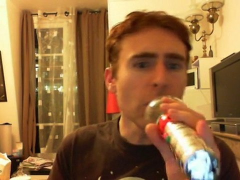 Wiwi égratigne Maria Christina veut toujours commander