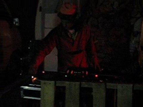 Teknival free party kuazar sound system (14)