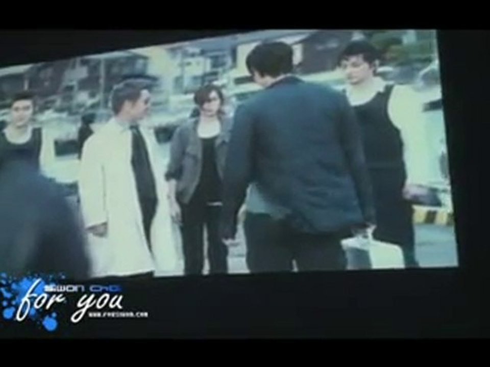 Siwon-Athena-Action