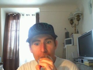 Wiwi égratigne "la rue"