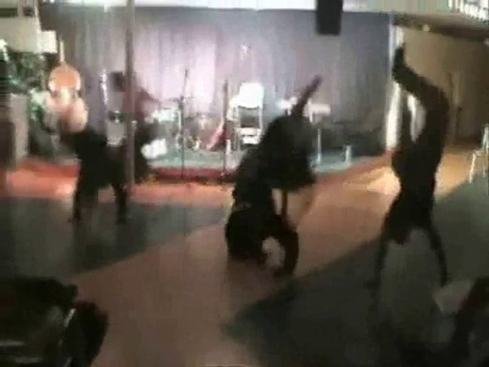 KIF-KIF CREW A LA MJC DE FRESNES