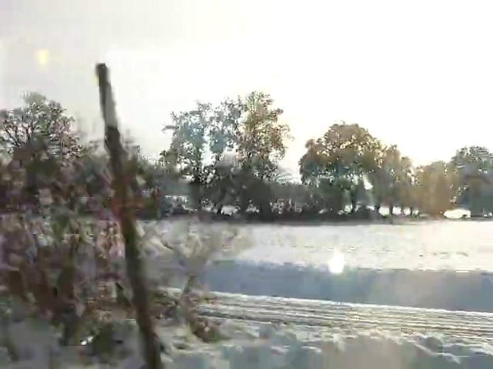 Il neige en Bretagne.MP4