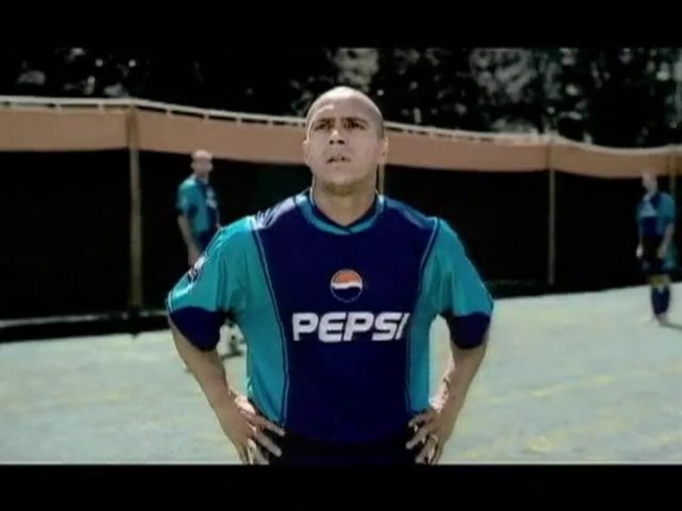 Beckham, Raul, Petit, Roberto Carlos .. et les sumos !