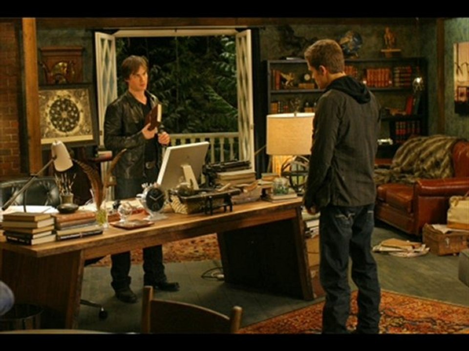 Watch The Vampire Diaries Se2 Ep10 The Sacrifice online 8