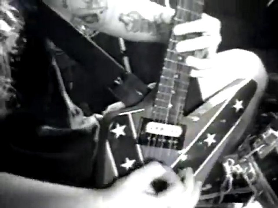Pantera - Drag The Waters