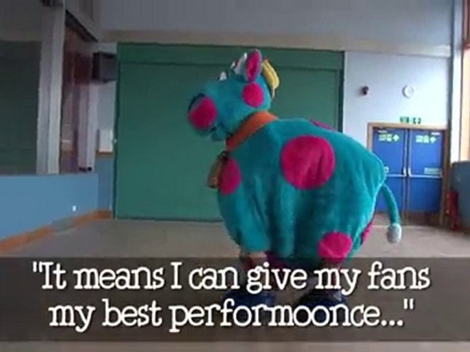 Ben&Jerry's UK's Best Panto Cow 2010 - Dave