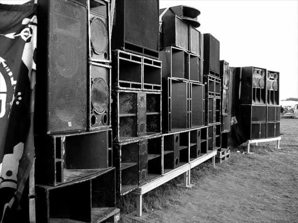 100% Défonce Hardtek son de teuf