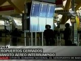 Aeropuertos cerrados, controladores protestan sobre privatización aeropuertos
