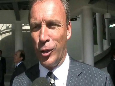 Medio Tiempo.com – Presentación de la nueva playera del Pachuca. Torneo Bicentenario 2010.