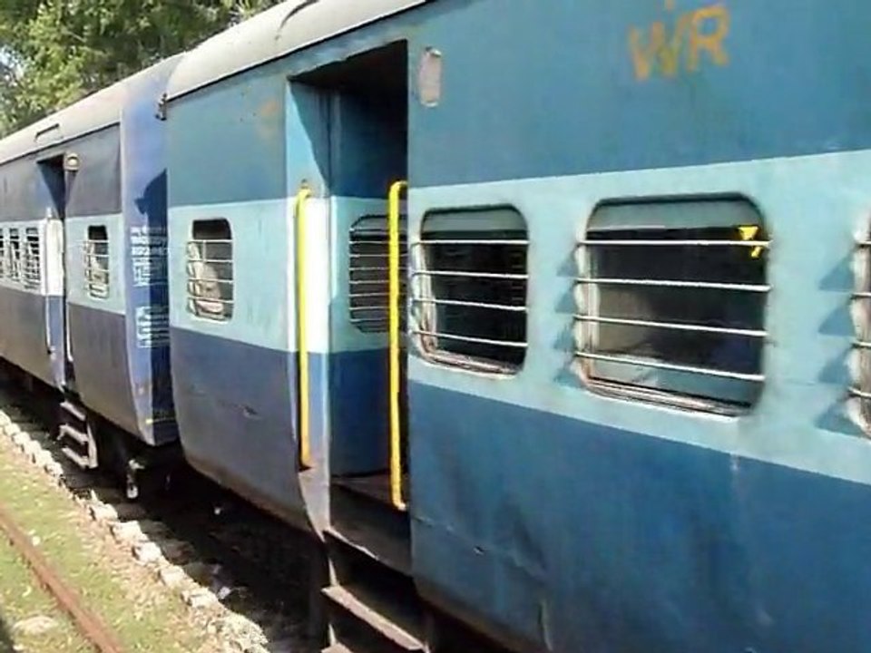 Inde 2010 - Delhi > Jammu - Arrêt à Budhi