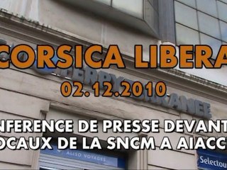Conférence de presse devant les locaux de la SNCM à Aiacciu