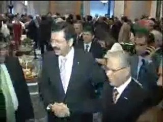 Kývanç ve Songül in the Turkish-Arab Economic Forum