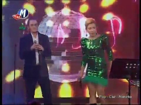 Burcu Güneş & Mustafa Ceceli - Değer mi Hiç (Canlı)