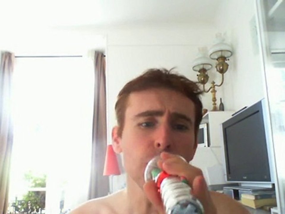 Wiwi égratigne "toi et moi" de Guillaume Grand